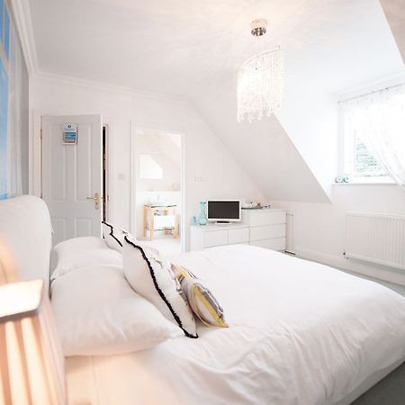 Pinewood Lodge Canford Cliffs Exteriör bild